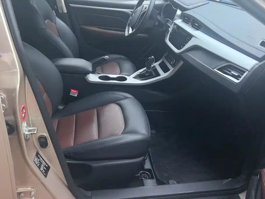 Vision 2018 1.5L automatic premium model купить на сайте DeffCars