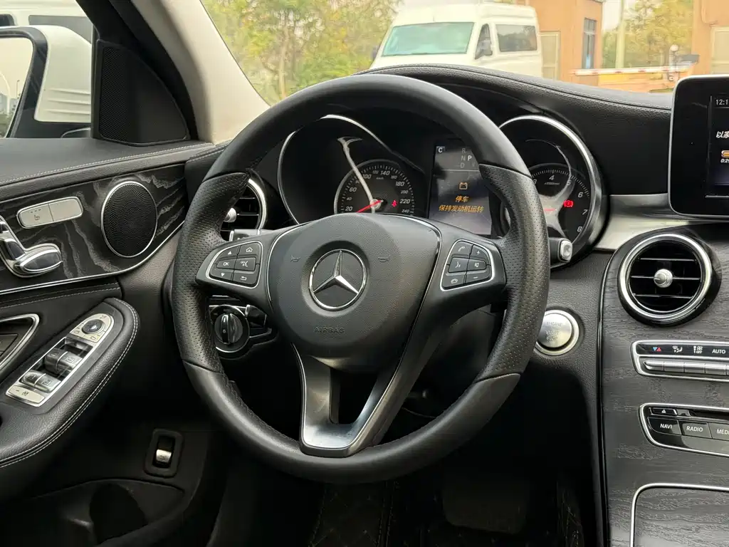 Mercedes-Benz C-Class 2018 C 200 L Sports Edition купить на сайте DeffCars