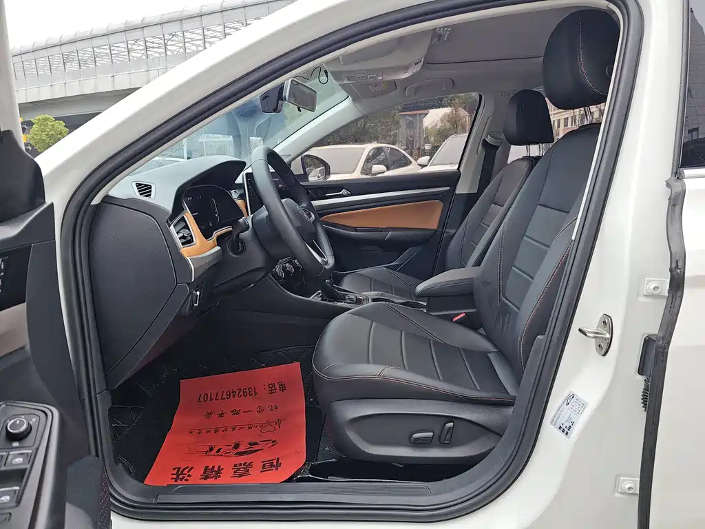 Bora 2023 model 200TSI DSG Yuexing PRO version купить на сайте DeffCars