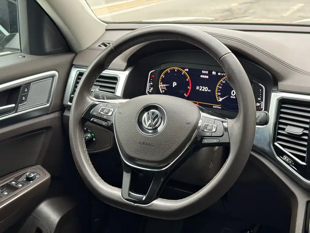 Touron 2020 facelift 380TSI four-wheel drive luxury version купить на сайте DeffCars