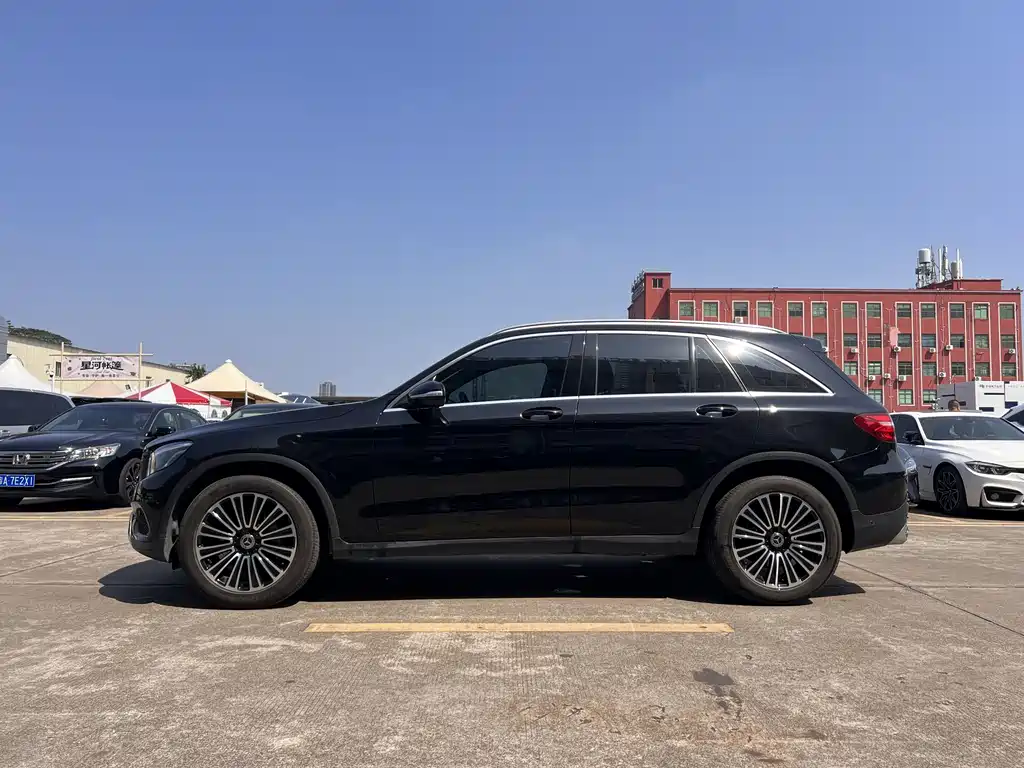 Mercedes-Benz GLC 2018 facelift GLC 200 4MATIC купить на сайте DeffCars
