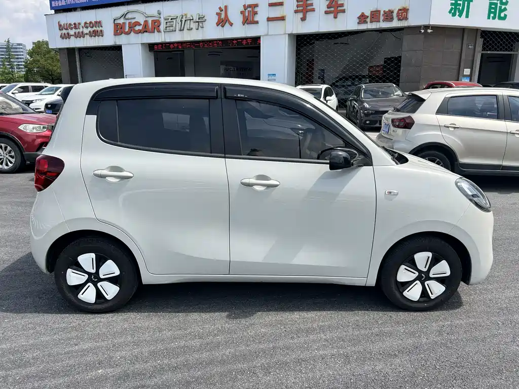 Hongguang MINIEV 2025 fourth generation four-door version advanced model купить на сайте DeffCars