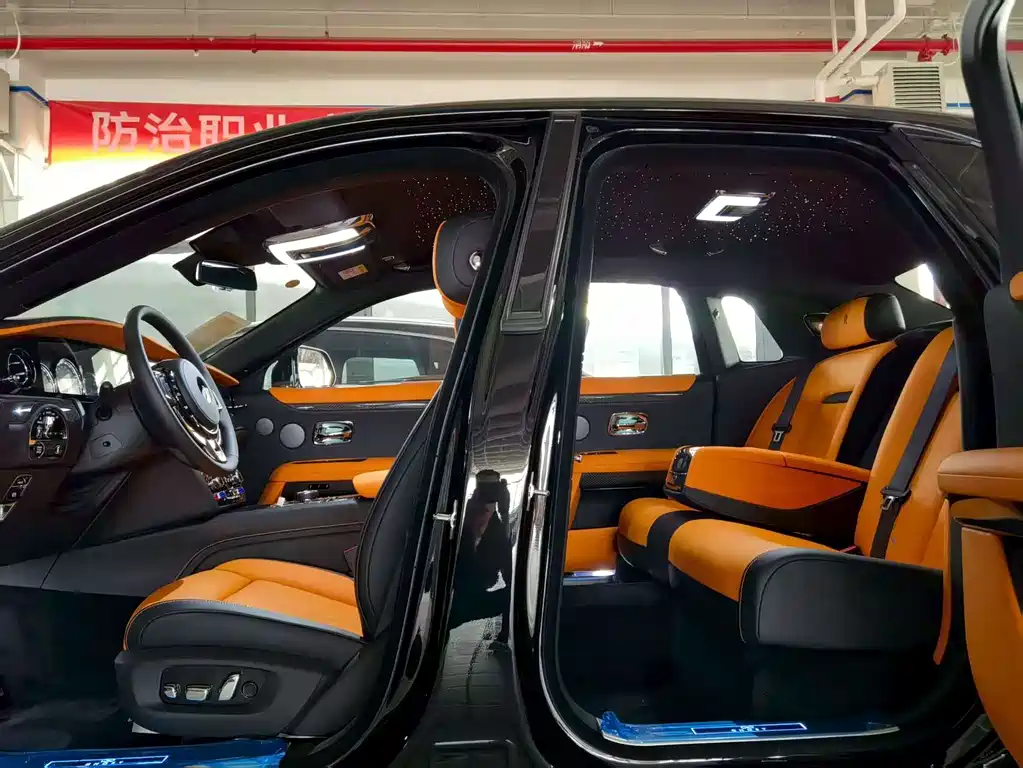 Cullinan 2018 four-seat version купить на сайте DeffCars