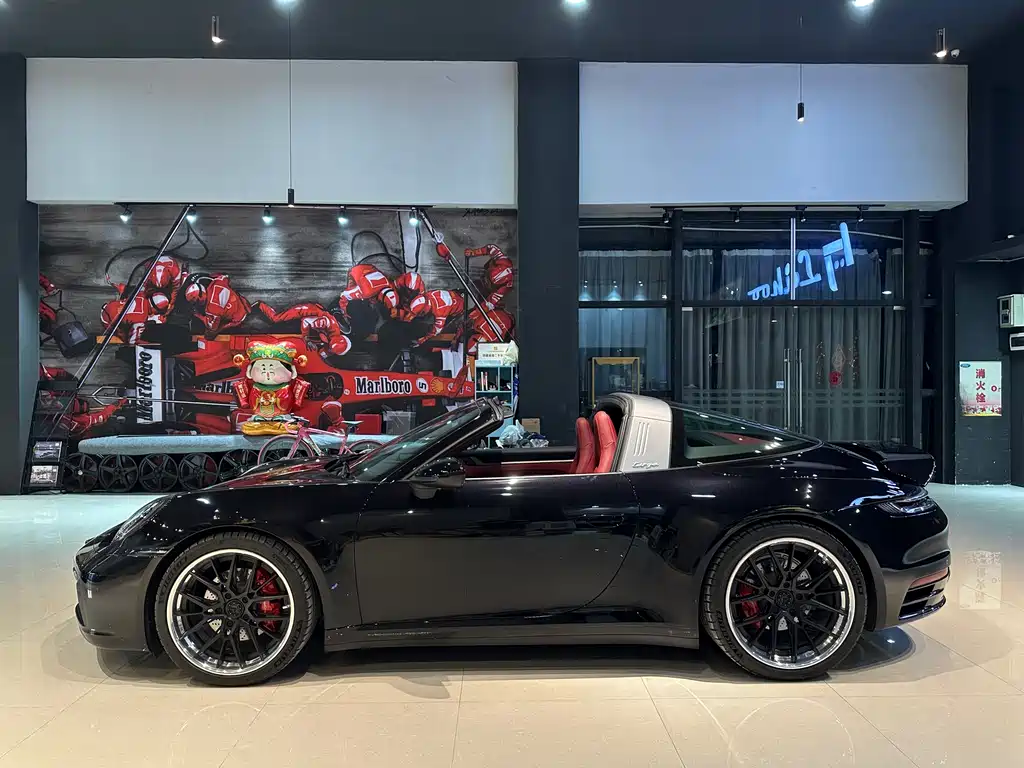 Porsche 911 2023 Targa 4 3.0T купить на сайте DeffCars