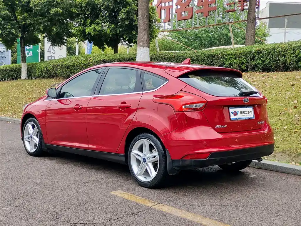Focus 2020 hatchback classic 1.5L automatic fashion model купить на сайте DeffCars