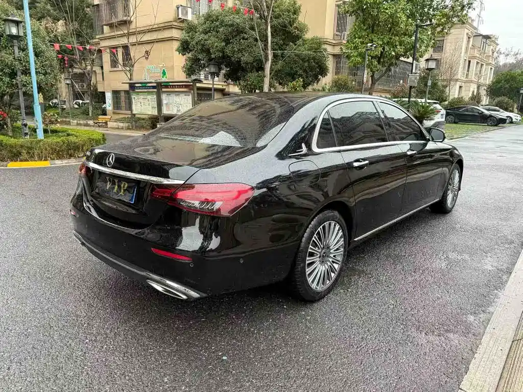 Mercedes-Benz E-Class 2023 E 300 L Luxury Model купить на сайте DeffCars