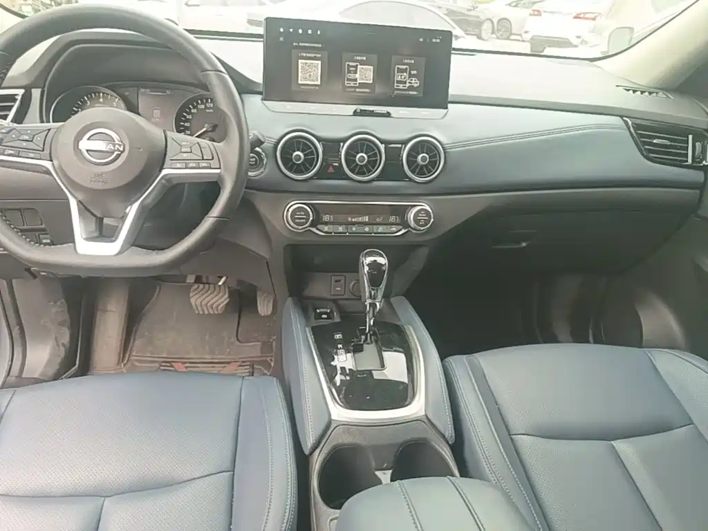X-Trail 2025 Honor 2.0L Two-wheel Drive Leading Edition купить на сайте DeffCars