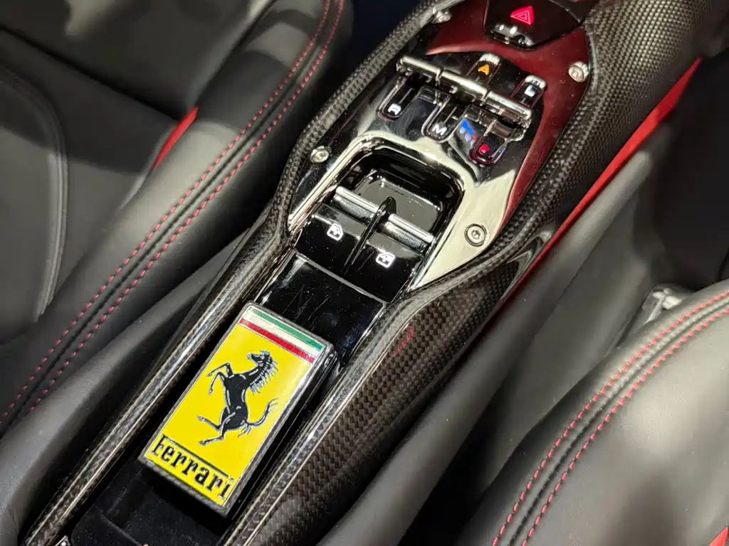 Ferrari 296 2021 3.0T V6 GTB купить на сайте DeffCars