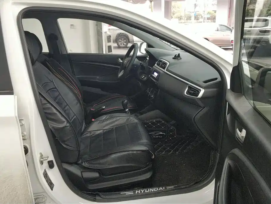 Rena 2020 1.4L manual GL refreshed version купить на сайте DeffCars