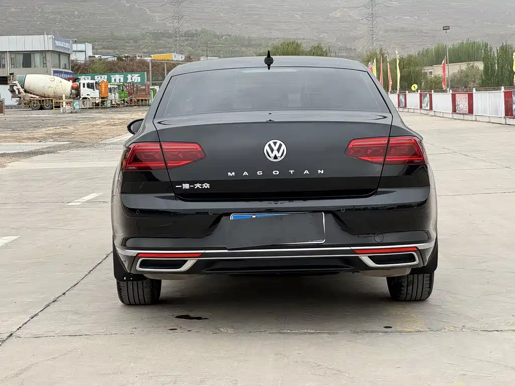 Magotan 2020 330TSI DSG leading model купить на сайте DeffCars