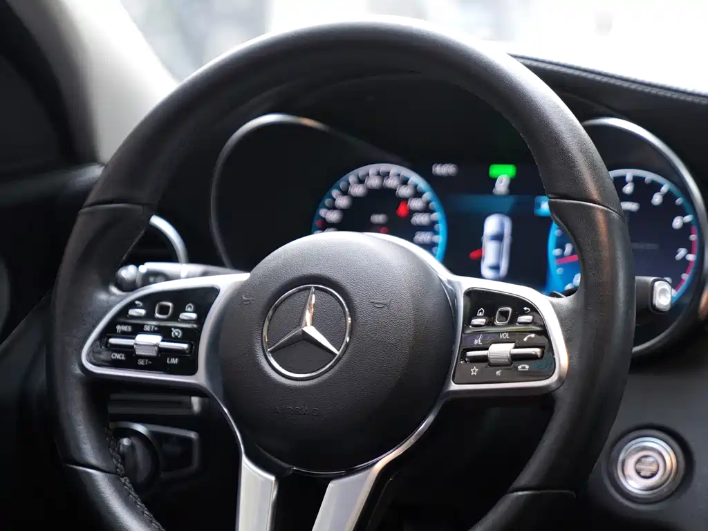 Mercedes-Benz C-Class 2019 facelift C 260 L sports version купить на сайте DeffCars