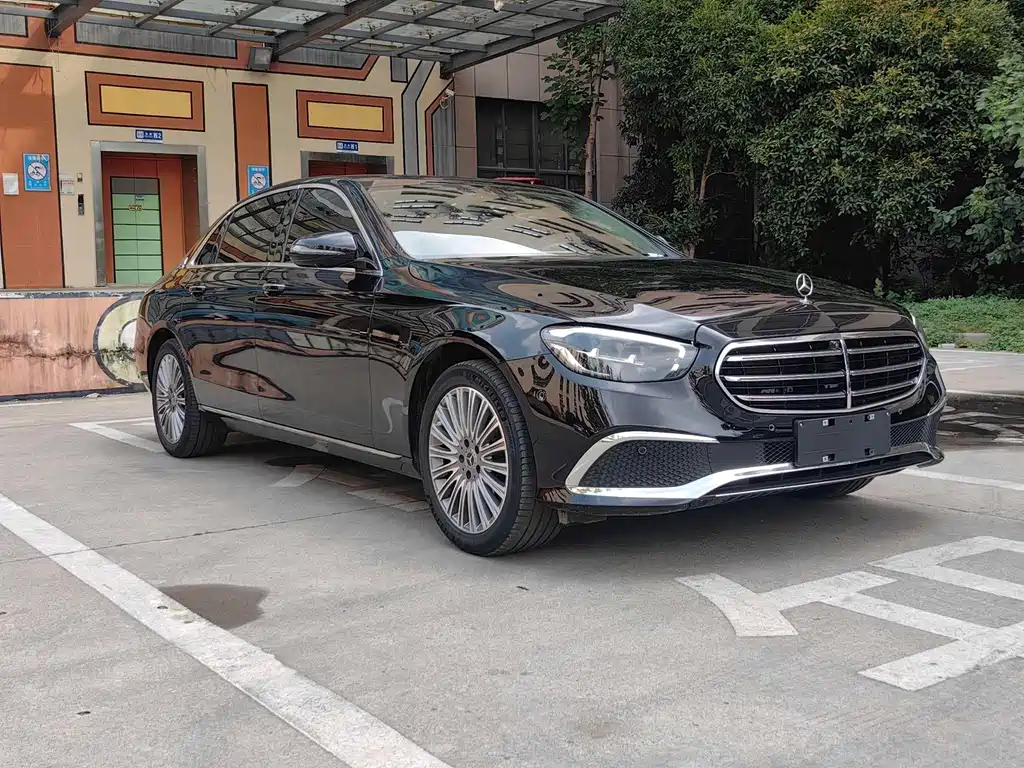 Mercedes-Benz E-Class 2023 E 300 L Fashion купить на сайте DeffCars