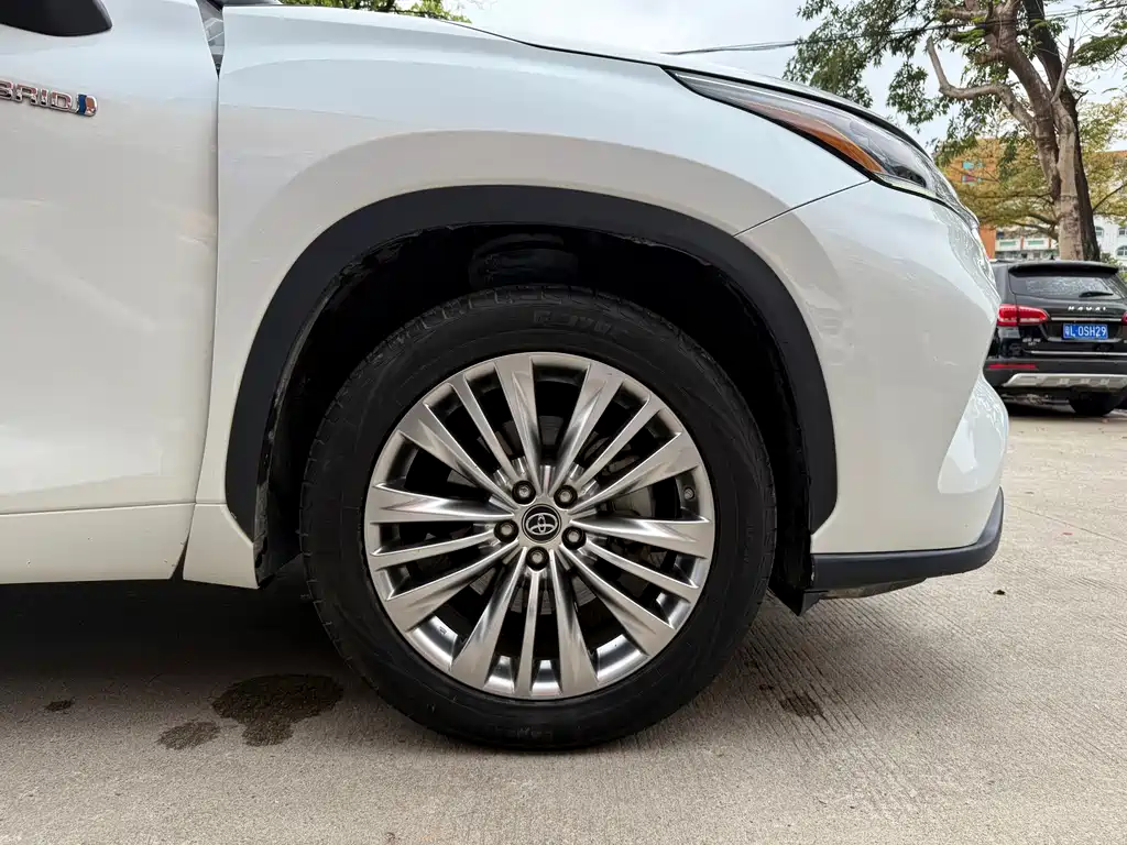 Highlander 2023 2.5L smart electric hybrid dual-engine four-wheel drive luxury version 7 seats купить на сайте DeffCars