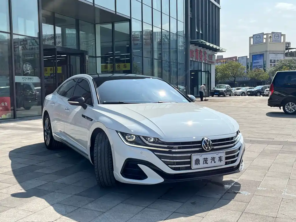 FAW-Volkswagen CC 2021 380TSI eye-catching version купить на сайте DeffCars
