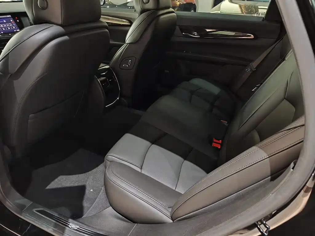 Cadillac CT6 2022 28T luxury model купить на сайте DeffCars