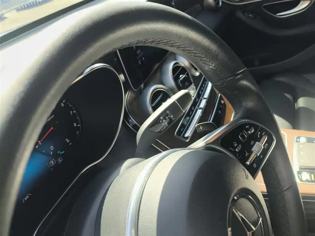 Mercedes-Benz GLC 2020 GLC 300 L 4MATIC Dynamic купить на сайте DeffCars