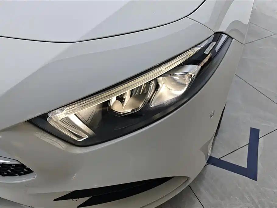 Mercedes-Benz A-Class 2022 A 200 L Sports Sedan Fashionable купить на сайте DeffCars