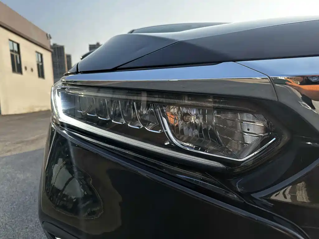Accord 2018 Sharp · Hybrid 2.0L Edition Country VI купить на сайте DeffCars