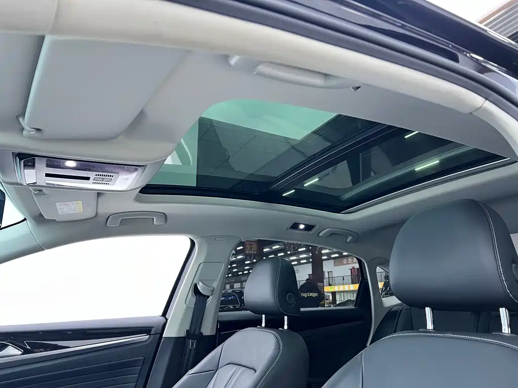 Passat 2023 facelift 330TSI Star Elite Edition купить на сайте DeffCars