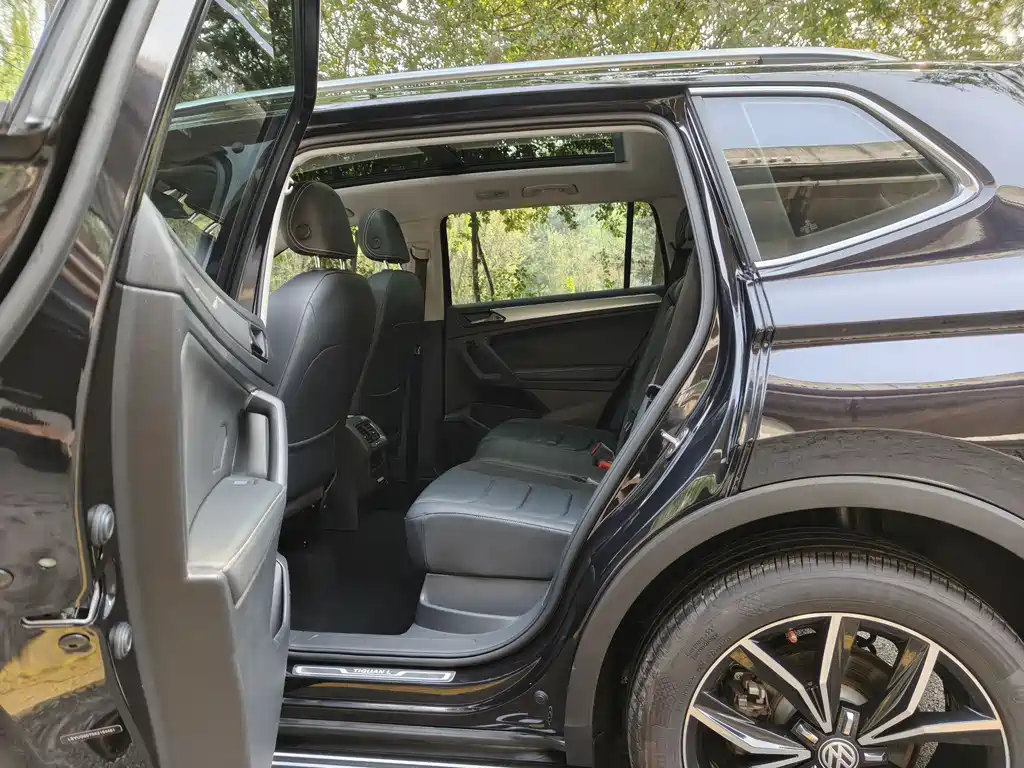 Tiguan L 2020 330TSI automatic two-wheel drive smart luxury version National VI купить на сайте DeffCars