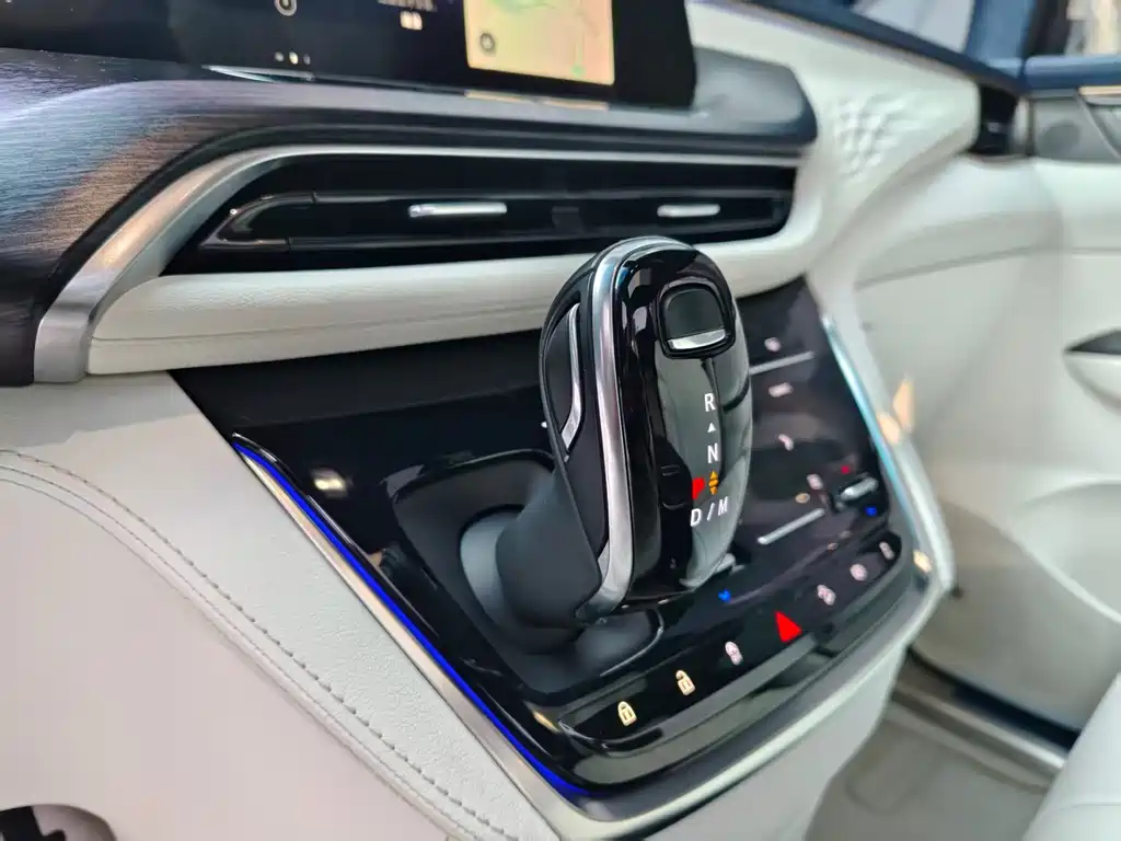 Buick GL8 2020 Avenir Four-seater Premium Edition купить на сайте DeffCars