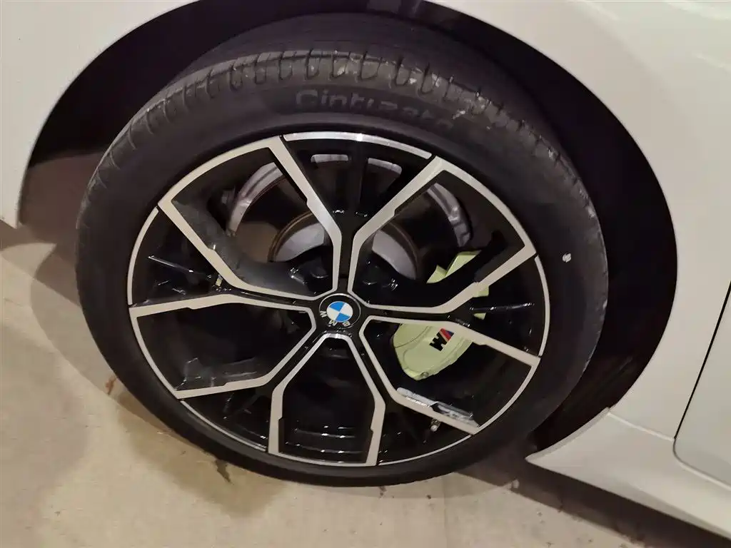 BMW 5 Series 2021 530Li Leading M Sports Package купить на сайте DeffCars