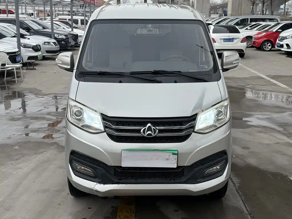 Chuangwang X1 2018 1.5L comfortable double-row rear double-wheel standard cargo box DK15C купить на сайте DeffCars
