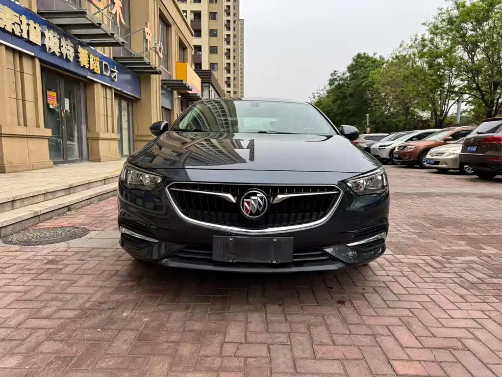 Regal 2019 20T Elite National VI купить на сайте DeffCars