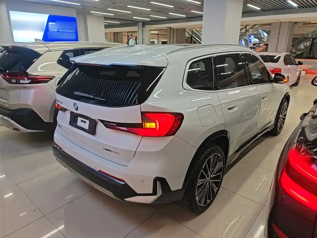 BMW X1 2023 xDrive25Li X Design Package купить на сайте DeffCars