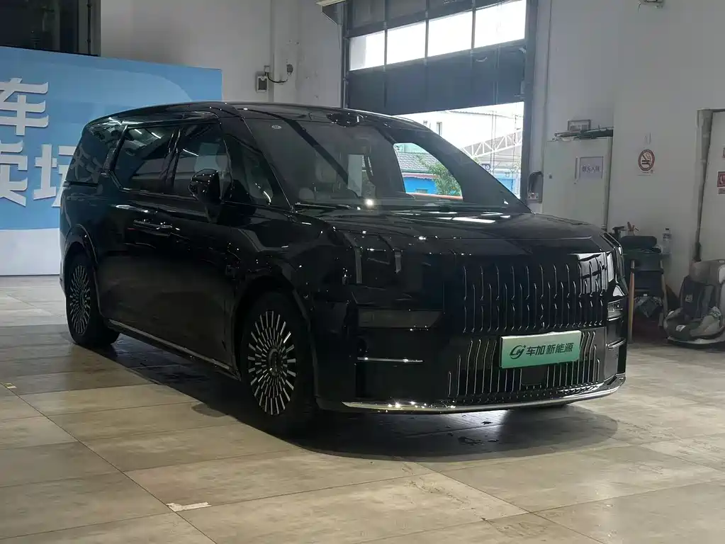 Jikrypton 009 2024 seven-seat aisle version four-wheel drive 108kWh купить на сайте DeffCars