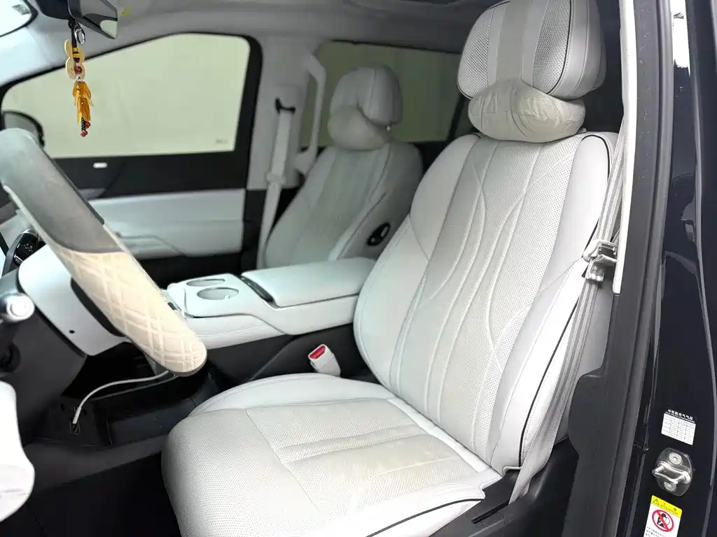 Xpeng X9 2024 640 four-wheel drive high performance Max купить на сайте DeffCars