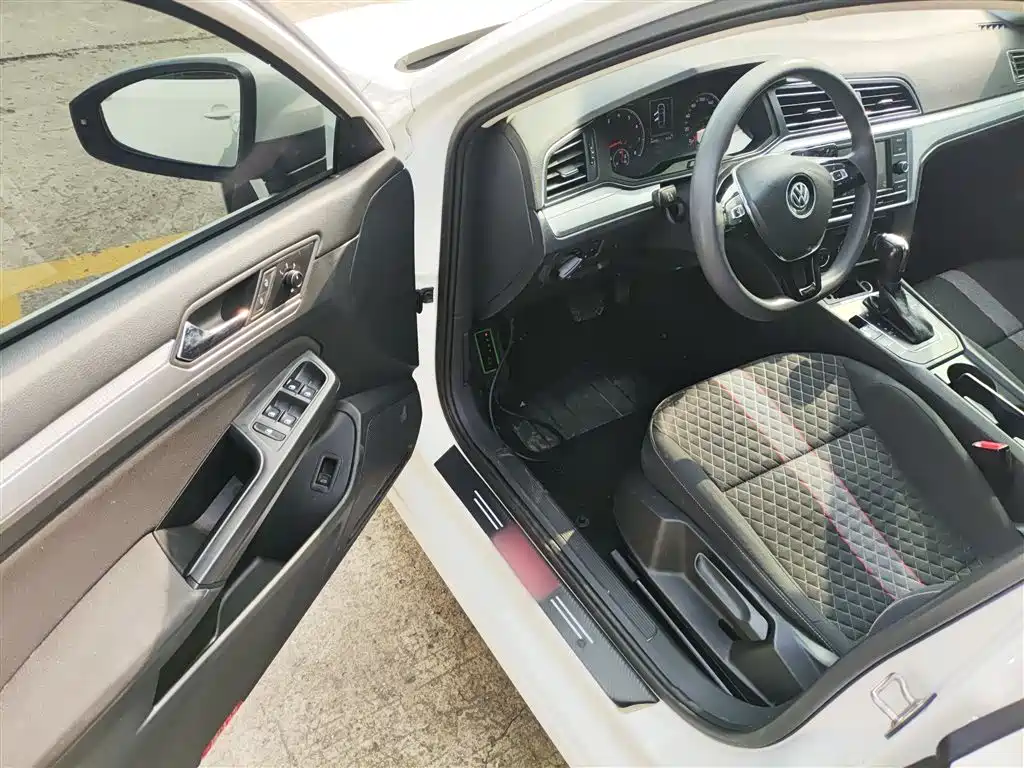 Lingdu 2021 230TSI DSG Fashion Edition купить на сайте DeffCars