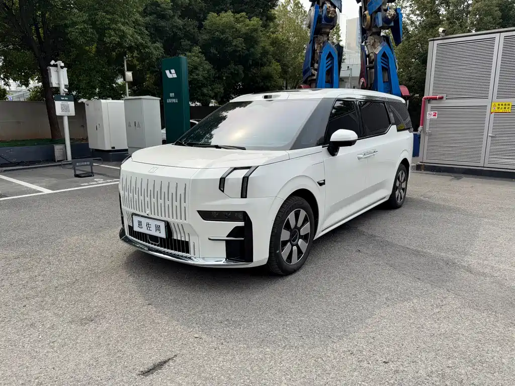 Jikrypton 009 2024 six-seat executive version four-wheel drive 108kWh купить на сайте DeffCars