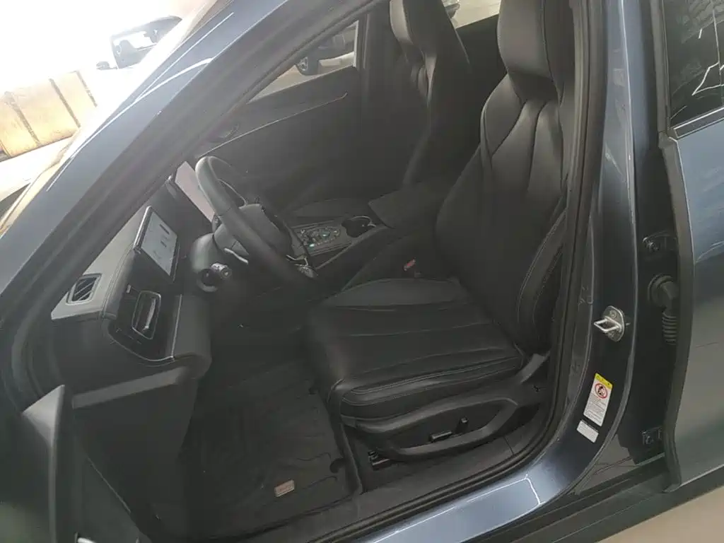 Seal 06 2025 DM-i Smart Driving Edition 120KM Exclusive Type купить на сайте DeffCars