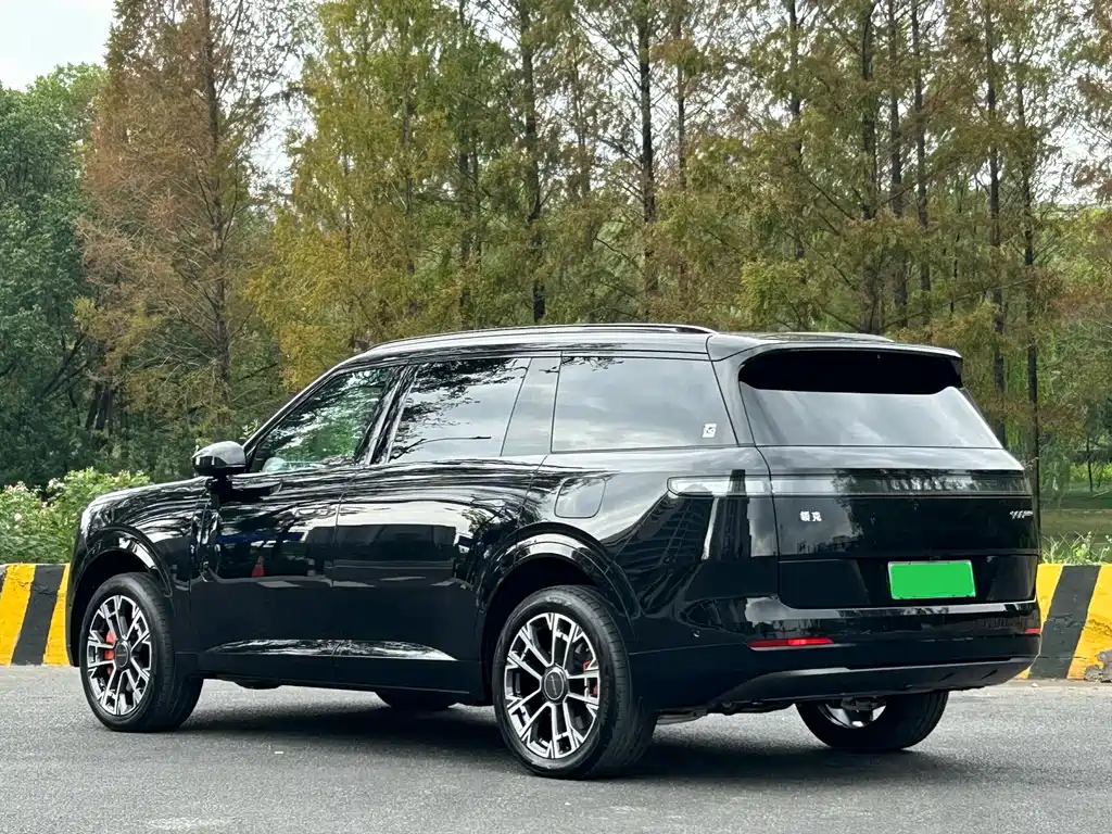 Lynk & Co 900 2025 1.5T Ultra купить на сайте DeffCars
