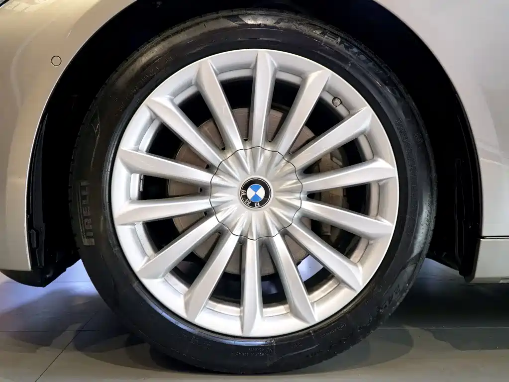 BMW 7 Series 2021 730Li Luxury Package купить на сайте DeffCars