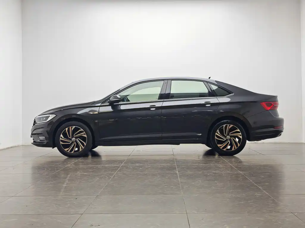 Sagitar 2019 280TSI DSG luxury model National VI купить на сайте DeffCars