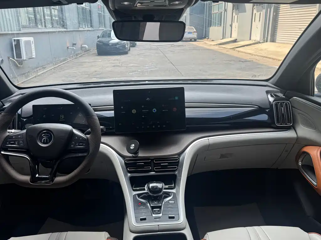 Song Pro New Energy 2022 DM-i 51km Honor Type купить на сайте DeffCars