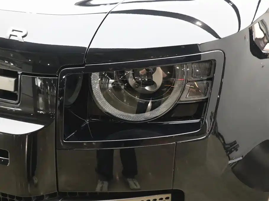 Land Rover Defender 2023 facelift 110 3.0T P400 X-DYNAMIC HSE купить на сайте DeffCars