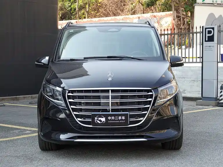 Mercedes-Benz V-Class 2024 V 300 L Long Wheelbase Luxury Edition купить на сайте DeffCars