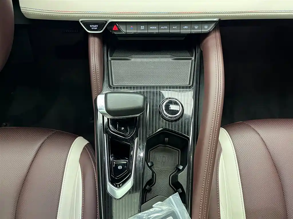 Xingyue L 2021 2.0TD high-power automatic four-wheel drive flagship model купить на сайте DeffCars