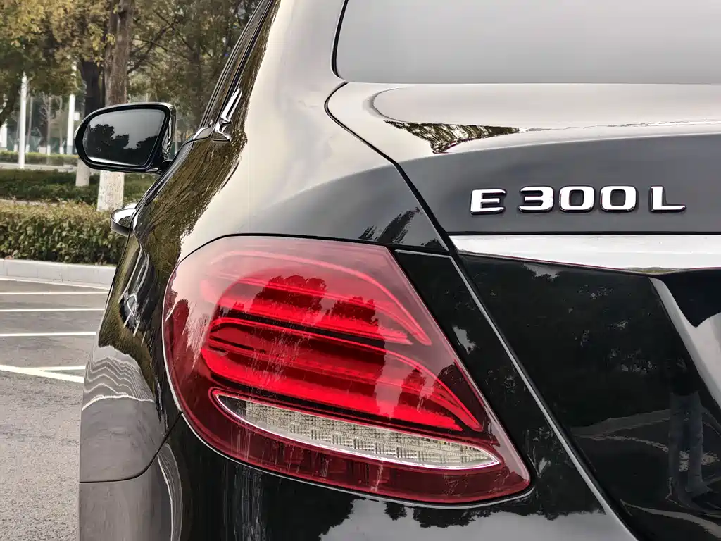 Mercedes-Benz E-Class 2017 E 300 L Sports Luxury Model купить на сайте DeffCars