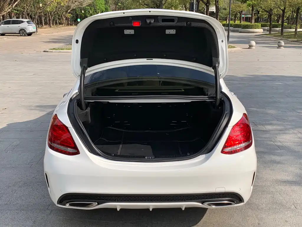 Mercedes-Benz C-Class 2015 facelift C 200 L sporty купить на сайте DeffCars