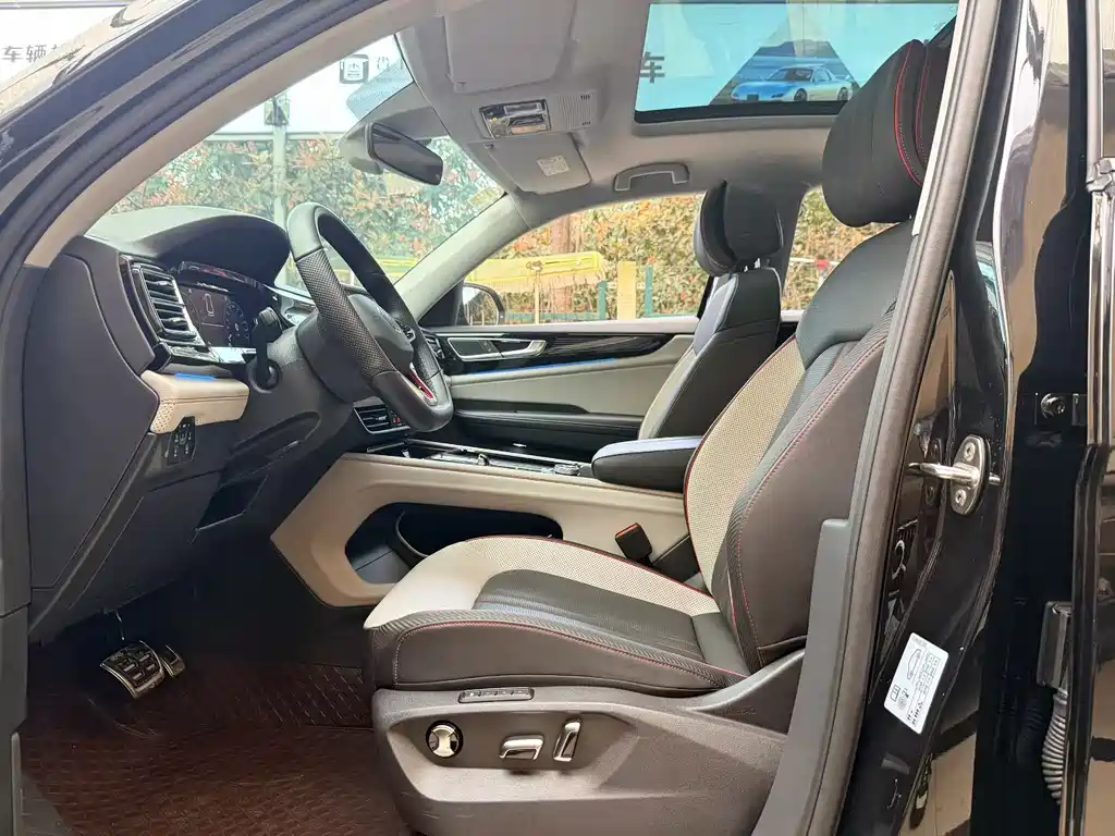 Touron 2024 Touron X 380TSI four-wheel drive luxury version купить на сайте DeffCars