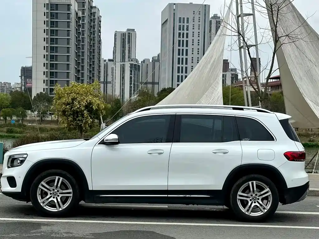 Mercedes-Benz GLB 2021 GLB 200 Dynamic купить на сайте DeffCars