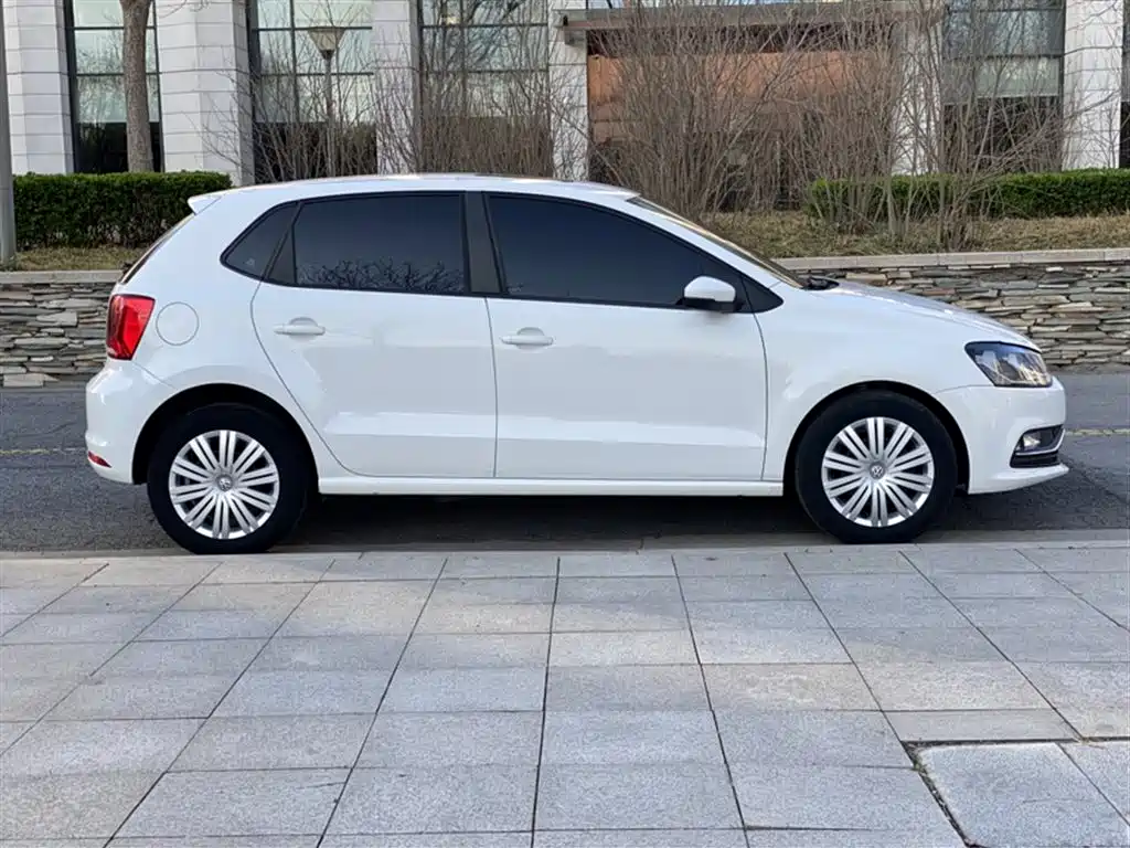 Polo 2018 1.5L automatic safety model купить на сайте DeffCars
