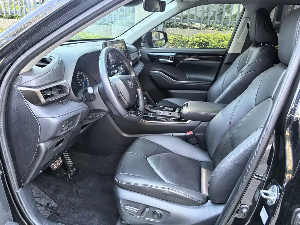 Highlander 2023 2.5L smart electric hybrid dual-engine four-wheel drive knight version 7 seats купить на сайте DeffCars