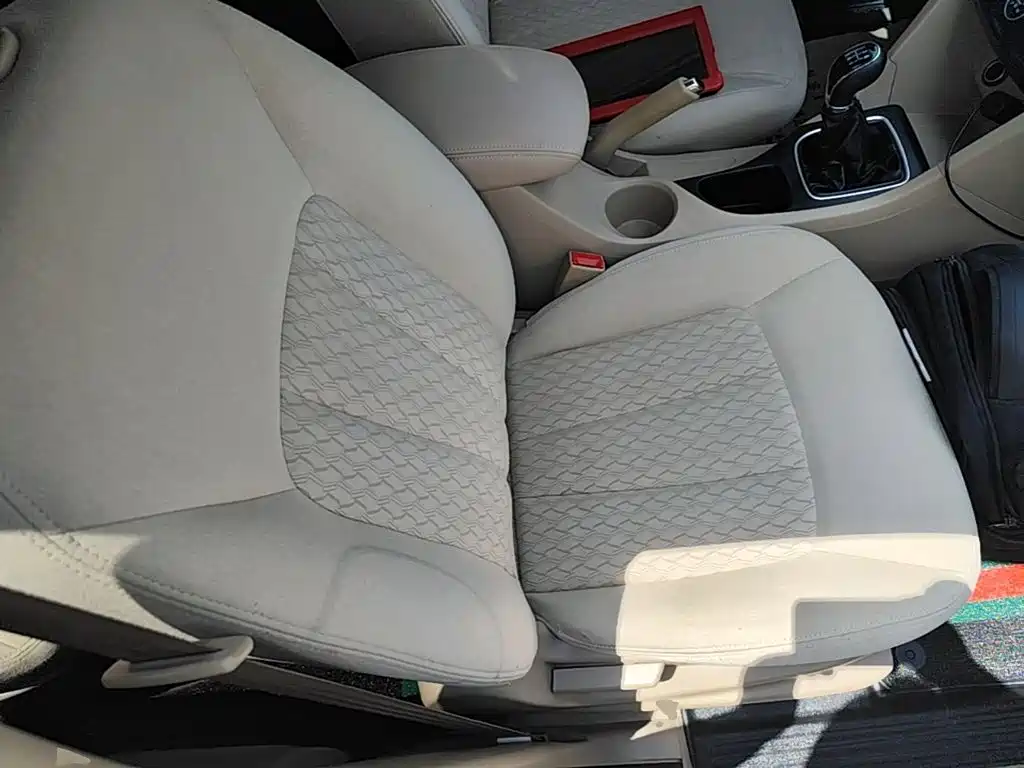 Baojun 730 2016 facelift 1.5L manual standard 7 seats National V купить на сайте DeffCars