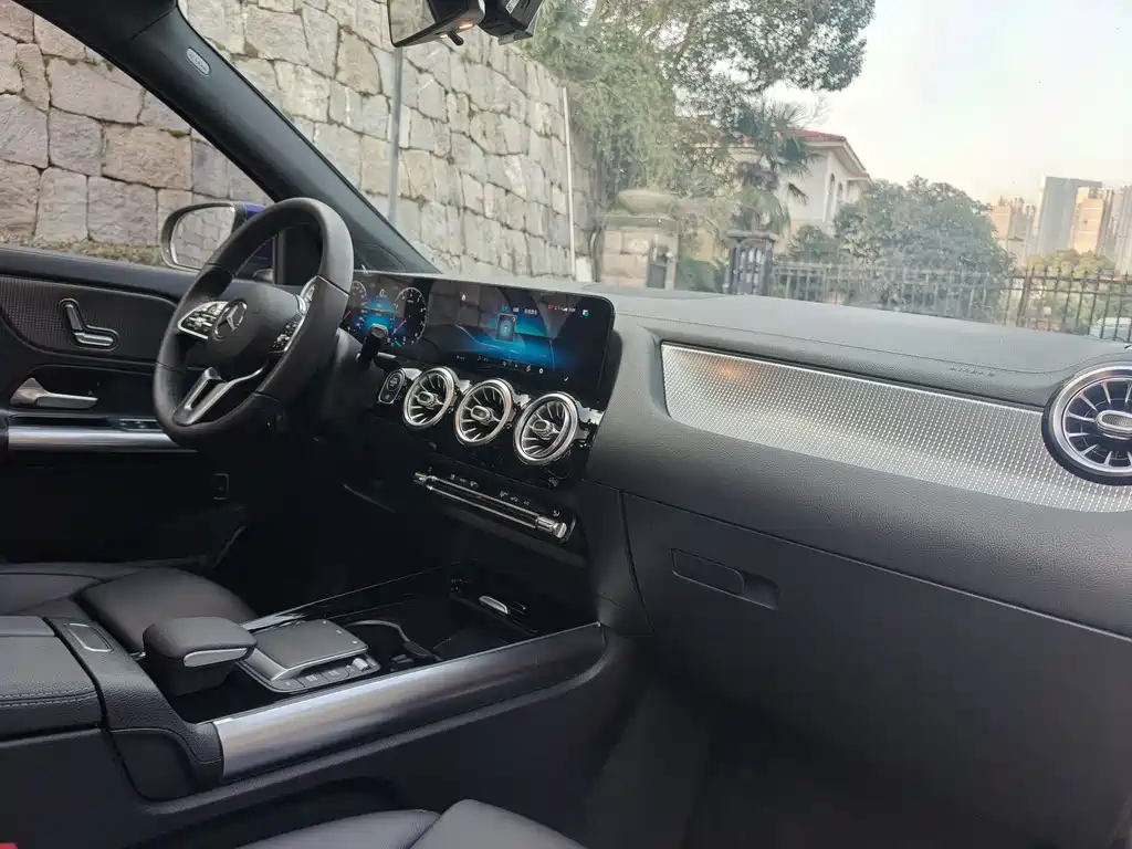 Mercedes-Benz GLA 2020 GLA 200 купить на сайте DeffCars