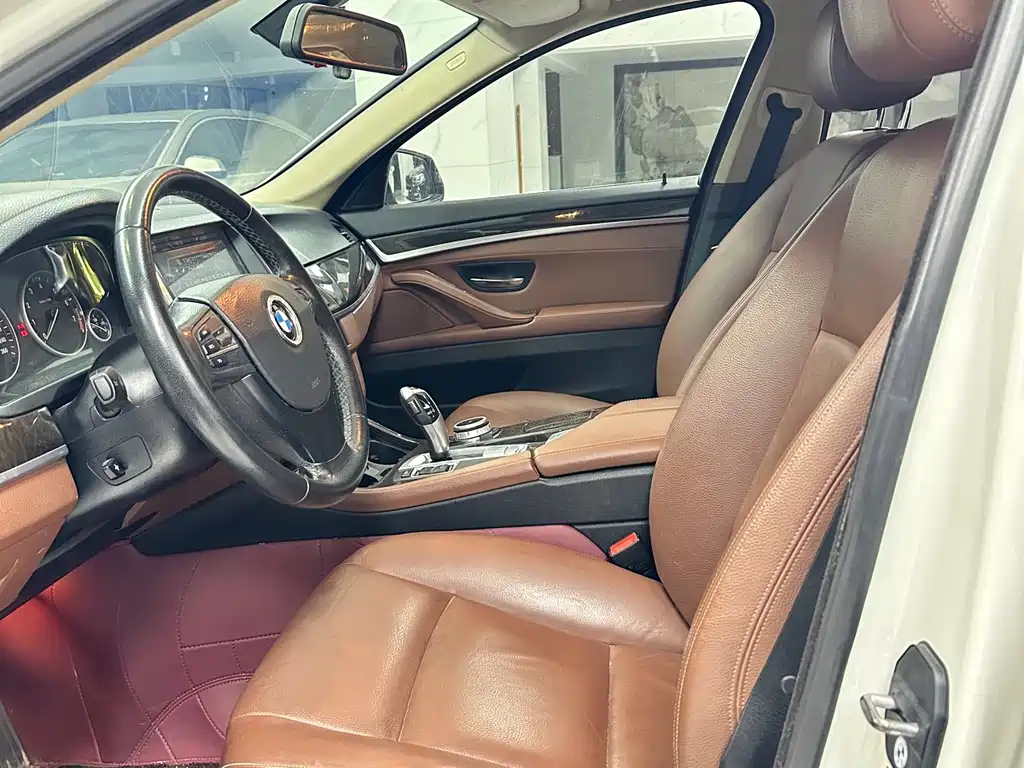 BMW 5 Series 2014 525Li Stylish Design Package купить на сайте DeffCars